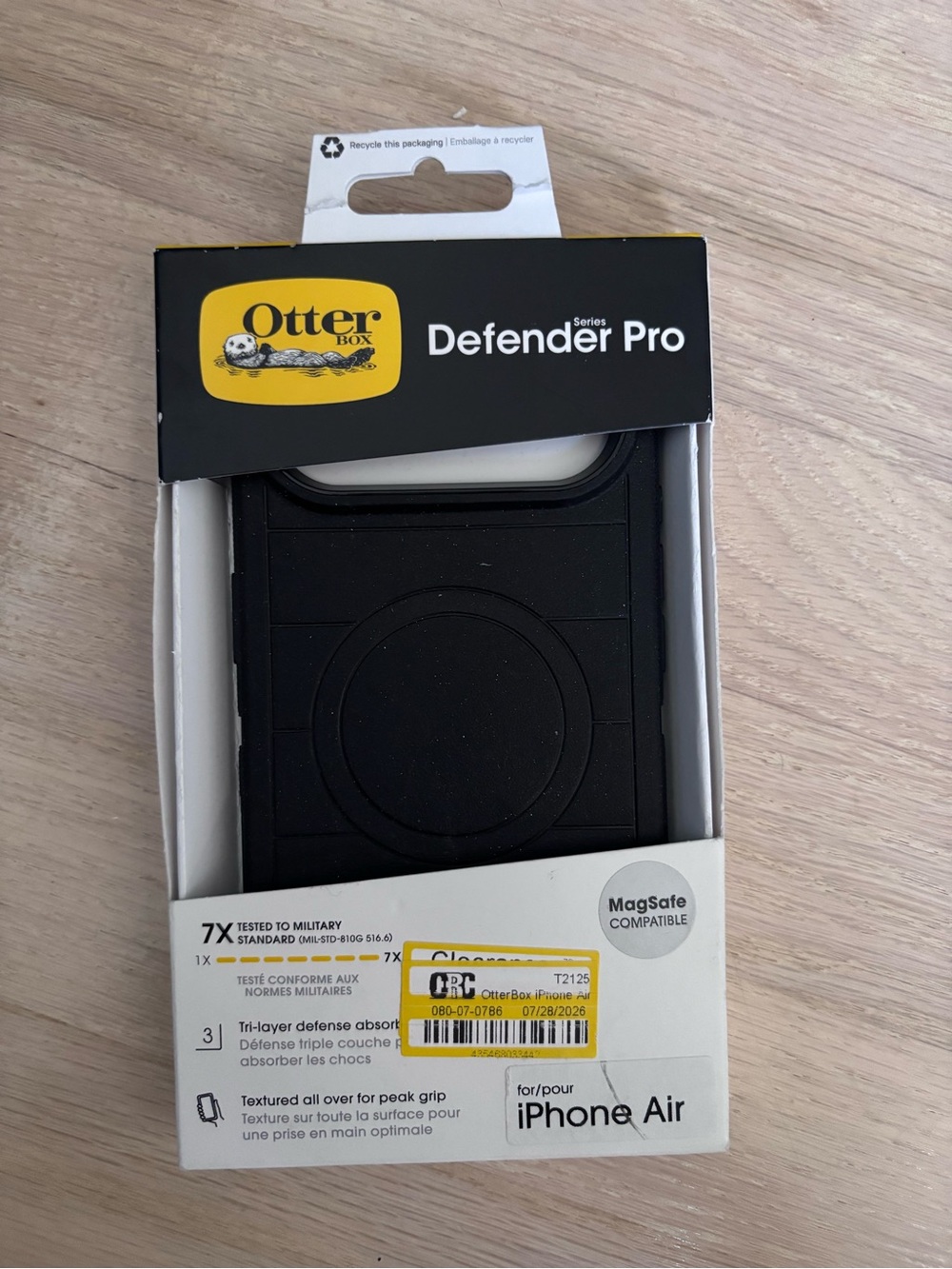 Otterbox iPhone Air Defender Pro Rugged Black MagSafe-Compatible Case NWT